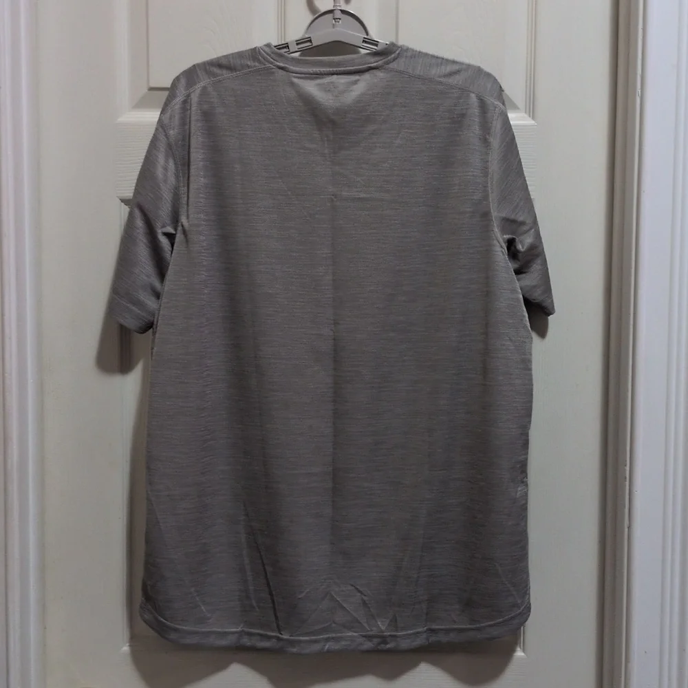 adidas Climalite Men's Gray Short Sleeve Athletic Shirt Size XL